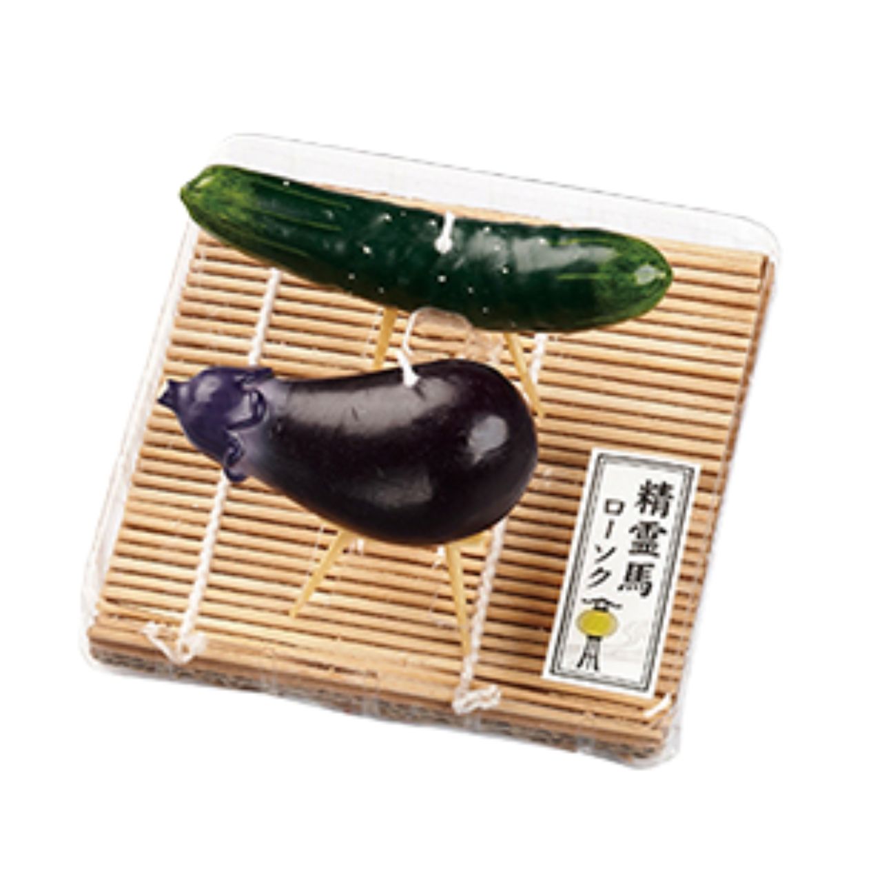 ■ 商品の特徴 心を込めた供養をサポートする「カメヤマ 精霊馬ローソク 故人の好物シリーズ」 故人が愛したお料理を思い出しながら、お焚き上げするために特別にデザインされたローソクです。カメヤマの精霊馬ローソクは、故人への感謝の気持ちを伝える貴重なアイテムとしてご利用いただけます。 ユニークで心温まるデザイン 精霊馬をモチーフにした可愛らしいローソクは、明るい色合いと愛されるデザインが特徴です。このローソクは、お仏壇やお墓参りにぴったりで、故人を偲ぶ温かな空間を演出します。大切な思い出を呼び起こしながら、供養の時間を特別なものに彩りましょう。 多様なシーンでの活用 故人を偲ぶ特別な日や日常の供養にうってつけで、幅広い場面でご利用いただけます。手軽さが魅力で、心のこもった想いを伝える手段として理想的です。火を灯すことで、心安らぐ瞬間を楽しむことができるでしょう。 ■ 商品仕様 商品名：精霊馬ローソク サイズ（約）：直径7cm × 高さ10cm