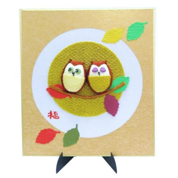 小色紙飾りちりめん 仲良し福ろう スタンド付 日本製〈和紙置物 和のインテリア 梟 ふくろう フクロウ 通販〉