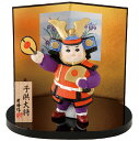 《新作》 陶器製 五月人形 盆のり軍扇持ち初陣若武者立姿大将飾り 平安わんぱく大将 台・二曲屏風・木札付きです。 〈陶器の五月人形 5月人形 節供人形 若大将 ...