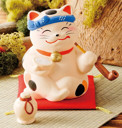《新作》 陶器製 “福福”おやじ猫 ちょっと一杯 とっくり、赤座布団付きです。 〈親父猫 おやじねこ オヤジネコ 動物の置物 陶器の置物 和のインテリアに 海外旅行・外国人へのお土産・お土産にも人気です。〉 《新作》 陶器製 “福福”おやじ猫 ちょっと一杯 とっくり、赤座布団付きです。 〈親父猫 おやじねこ オヤジネコ 動物の置物 陶器の置物 和のインテリアに 海外旅行・外国人へのお土産・お土産にも人気です。〉