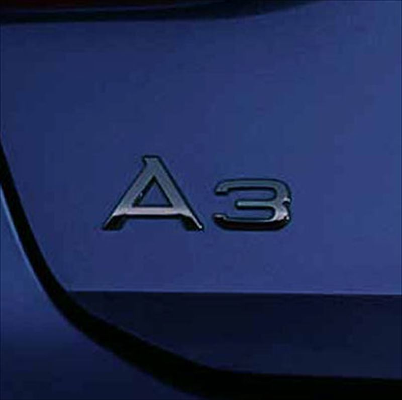 『A3』 純正 GYDLA GYDNNF A3ブラックエンブレム（リヤ用） パーツ アウディ純正部品 ドレスアップ ワンポイント オプション アクセサリー 用品