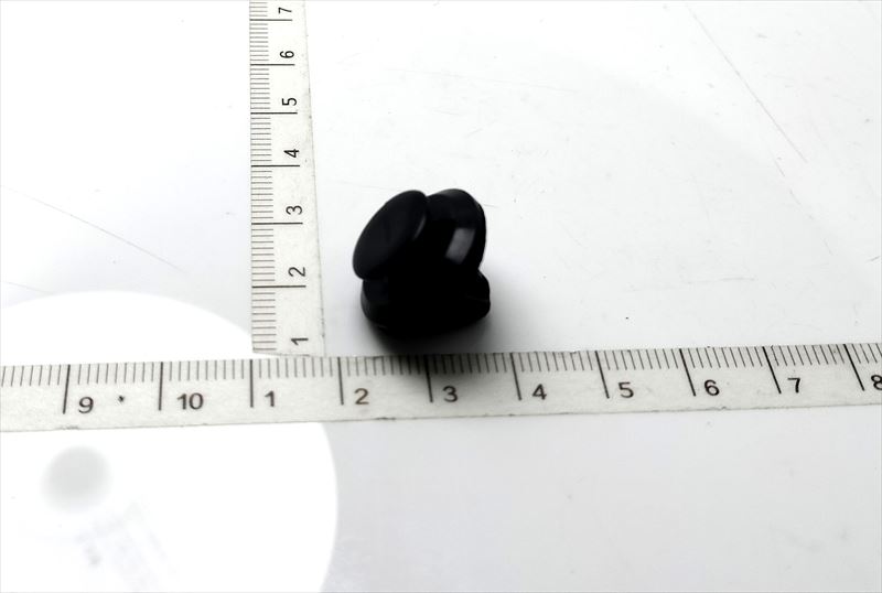 ロードスター用 ファスナーのみ B252-51-PJ5A CBA-NCEC マツダ純正部品のサムネイル