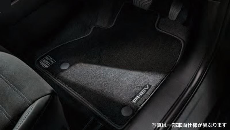 『アウトランダーPHEV』 純正 GN0W フロアマット ※5人乗り用 ※1台分 パーツ 三菱純正部品 フロアカーペット カーマット カーペットマット オプション アクセサリー 用品