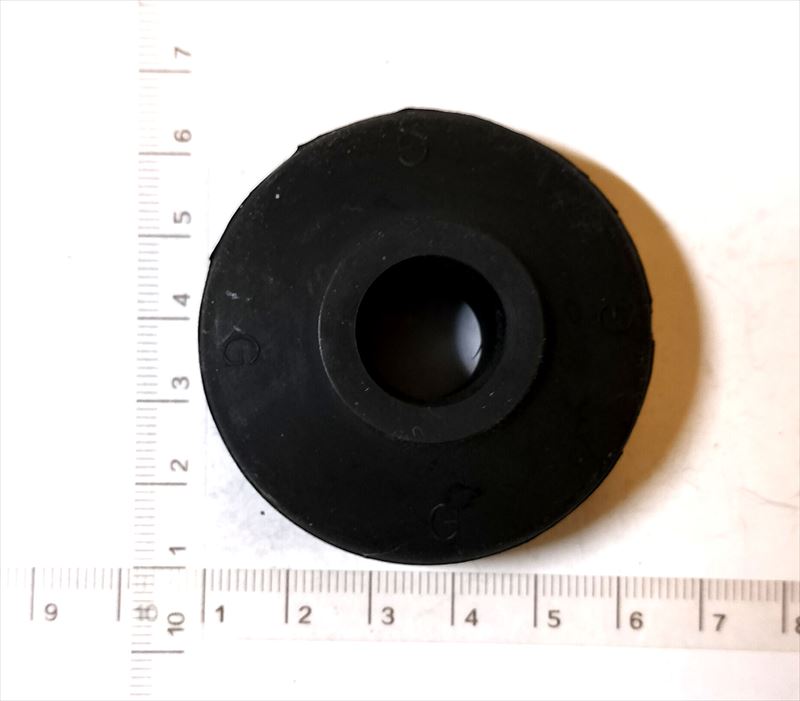 フィット用 『リア』ショックブッシュのみ 52725-SAA-G01 DBA-GE6 ホンダ純正部品のサムネイル