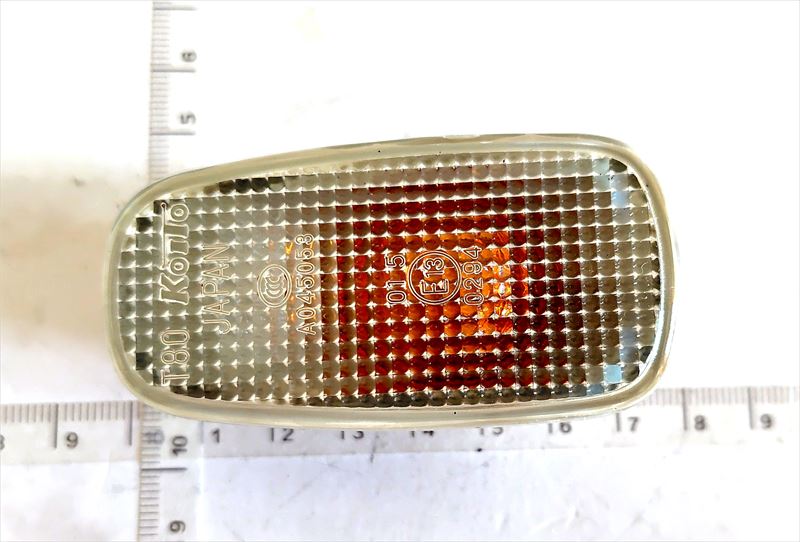 サイドターンシグナルランプレンズLHのみ 8173153011 クルーガー HV用 トヨタ純正部品 m122m