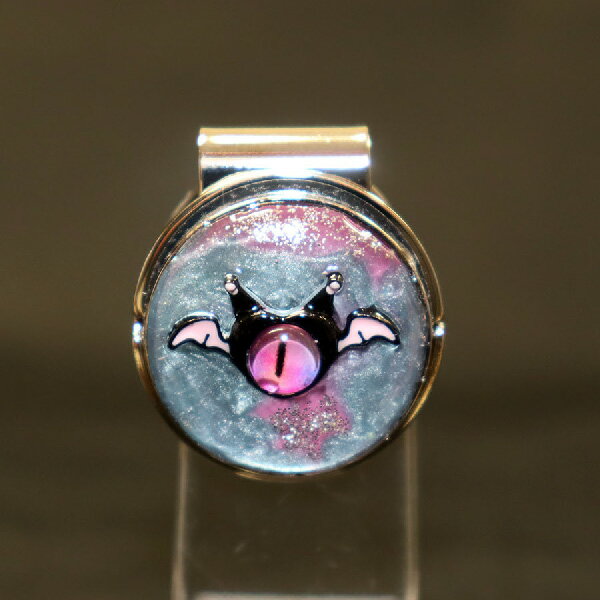 ハンドクラフトゴルフマーカー 目玉コウモリ 手作り ハンクラ 世界に一つ