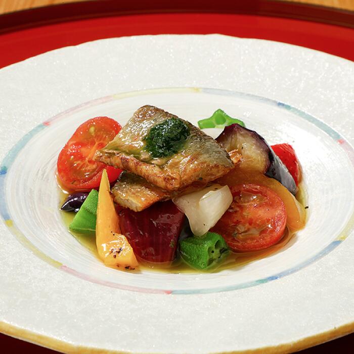 送料無料 鮎と野菜の彩りマリネ 4人前｜国産 あゆ マリネ お取り寄せ おつまみ 冷凍 惣菜　正月 年末年始 母の日 父の日 お中元 敬老の日 ギフト 取り寄せ 贈答 旬 和歌山 鮎茶屋のサムネイル