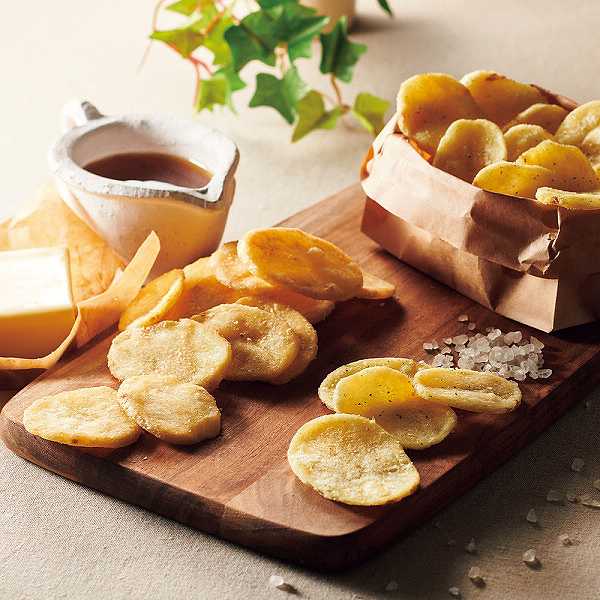 カルビー くつろぎポテト(10袋)<KLA−04A> 出産内祝い お返し 快気祝い 新築内祝い 引き出物 法事 香典返し 贈答用 詰め合わせ 人気 ...