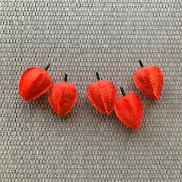 造花■鬼灯(ほおずき):5個■初盆/お供え/お盆飾り/ほうずき/ほおづき/ホオズキ/ホウズキ/鬼灯/アレンジメント/インテリア/ディスプレイ/オブジェ/ハロウィン/季節の花/おしゃれ/飾り/アートフラワー/シルクフラワー/フェイクグリーン/フェイクフラワー/ランタン/オレンジ