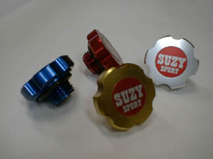 オイルフィラーキャップ　ゴールドのサムネイル