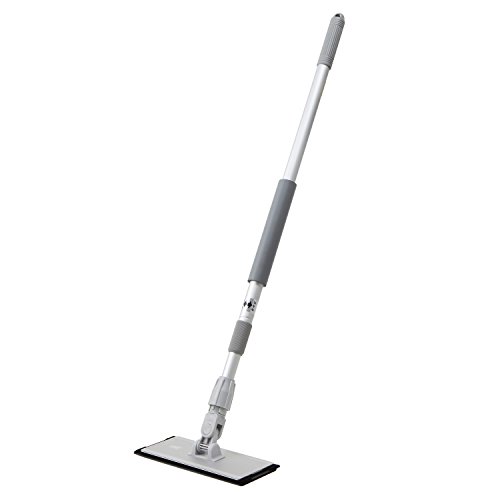 ウエット ディスポーザブル モップ 専用キット S2. ハンドルSサイズ+ウェットディスポ専用キット/並/MUL WD KIT S・Color:2. ハンドルSサイズ+ウェットディスポ専用キット・パッケージ個数:1・テーブル下などの狭いスペースの床清掃からレンジフード清掃まで、油汚れ対策に適した使い捨てタイプ モップの専用キット・セット内容:イージーマルチクリーニング用ホルダー 1台、イージーマルチクリーニング用ハンドル 1本、ウエットディスポーザブルモップ専用アタッチメントS (110X240mm) 1枚・外寸 :ホルダー 95×220mm、 ハンドル 径30mm 長さ 830-1430mm、 専用アタッチメント:110X240mm・材質: ハンドル・ホルダー アルミニウム合金、アタッチメント ポリプロピレン・CRゴム・オレフィン●テーブル下などの狭いスペースの床清掃からレンジフード清掃まで、油汚れ対策に適した使い捨てタイプ モップの専用キットです。 ●830mm~1430mmの長さに伸縮するハンドルのため、手の届きづらい高所作業も安全に作業できます。 ●アルミ製で軽量のため、どなたでも手軽にお使いいただくことができます。 ●専用アタッチメントがあらかじめ付属されているため、(3M) ウエット ディスポーザブル モップの装着に適します。 ●使い捨てタイプの(3M) ウエット ディスポーザブル モップと併用することで、油で汚れた床の清掃、レンジフード清掃、トイレ清掃を今まで以上に効率よく、衛生的に実施することができます 【セット内容】 イージーマルチクリーニング用ホルダー (95X220mm) ・・・1台 イージーマルチクリーニング用ハンドル (径30mm、長さ830-1430mm) ・・・1本 ウエットディスポーザブルモップ専用アタッチメントS (110X240mm) ・・・1枚