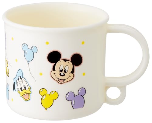ミッキー＆フレンズミッキー/横9.5×径7.4×高6.8cm/KE5AAG・Color:ミッキー・パッケージ個数:1・サイズ：横9.5×径7.4×高6.8cm・材質：ポリプロピレン、使用抗菌剤の種類：無機抗菌剤・原産国：日本SIAA抗菌加工。 Ag+銀イオンで抗菌仕様。 細菌の増殖を抑制します。 吊り下げに便利な穴が付いているので水切れが良く衛生的に保管できるコップです。 名前シールがついているので幼稚園や学校へ持っていくのにピッタリ。 食洗機に対応しているのでご家庭でもお使いいただけてお手入れが簡単です。 ※すべての細菌の増殖を抑制するものではありません。