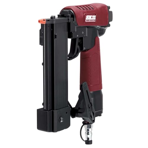 エアピン釘打機(12~35mm)赤/アルミダイキャスト/SA-P35-Z1・Size:アルミダイキャストStyle:エアピン釘打機(12~35mm)Color:赤・パッケージ個数:1・本体サイズ:L235×W57×H173mm、重量:900g・ピン釘装填本数:100本、釘種類:ピン釘、釘足長:12~35mm、鋼線太さ:0.6×0.6mm・使用空気圧範囲:0.45~0.7MPa・使用オイル:タービンオイルISOVG32、本体:ダイキャスト・セット内容:本体・サンプルネイル・安全グラス・ネイラーオイル・ケース・プロテクトケース3個・取扱説明書商品紹介 頑丈なダイカストボディのエアピン釘打機 【用途】 木材の止めや石膏ボード貼り作業等 【特徴】 ・空打ち防止機能付 ・誤射防止安全ダブルトリガー式 ・ベルトフック付で持ち運びがらくらくできる 【注意事項】 ※ご使用の前に取扱説明書をよくお読みください。 ※取扱説明書の内容を十分に理解し、正しく安全にご使用ください。 ※本製品は単体ではご使用になれません。 ※別途、エアホース・エアー継手・エアーコンプレッサーをお買い求めください。 より ●頑丈なダイカストボディ ●空打ち防止機能付 ●安全ダブルトリガー式 ●ベルトフック付で持ち運びがらくらくできる