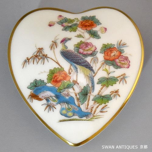 ウエッジウッド Wedgwood ヴィンテージ クタニクレーン ハート形 トリンケット ラウンドジュエリーボックス付 廃版品のサムネイル
