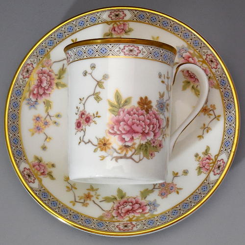 ロイヤルドルトン Royal Doulton 1977年 カントン デミタスカップ＆ソーサー 廃盤品のサムネイル