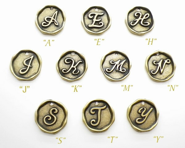 枠付きアルファベットチャーム 金古美カラー★メタルパーツ・トップパーツ★ちょっとしたデコにも★イニシャル【RCP】