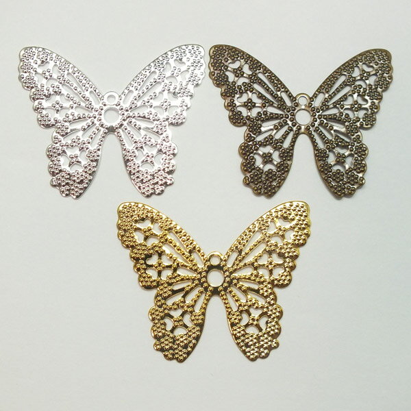 ちょうどいいサイズなバタフライ(蝶)透かしパーツ★メタルチャーム 金属 ちょうちょ