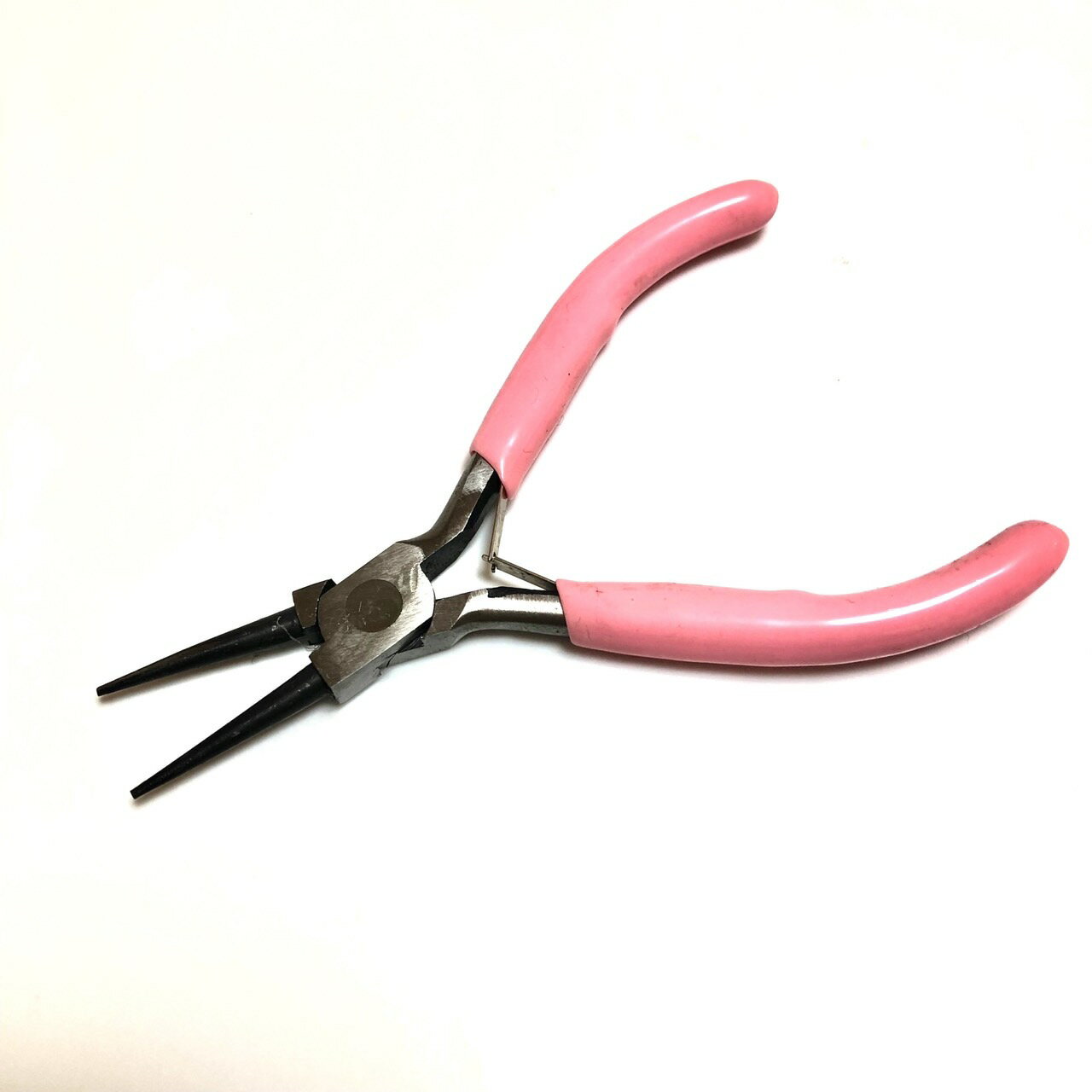(2701) 【便利グッズ】工具 丸ペンチ カラー：ピンク ハンドメイド ピアス イヤリング ブレスレットなどのアクセサリー制作に