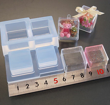 (S343) シリコンモールド　プレゼントボックス 　L　2サイズ　空洞 立体 箱型 キューブ スクエア 3D
