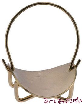 ミニチュア 真鍮のログホルダー IM65424 ドールハウス用