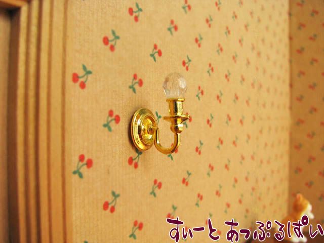 ミニチュア 非点灯ウォールランプ MWF24 ドールハウス用