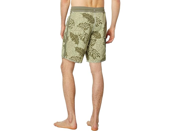 (取寄) クイックシルバー ウォーターマン スローバック プリント 2 ボードショーツ 19 Quiksilver Waterman Throwback Print 2 Boardshorts 19" Tea