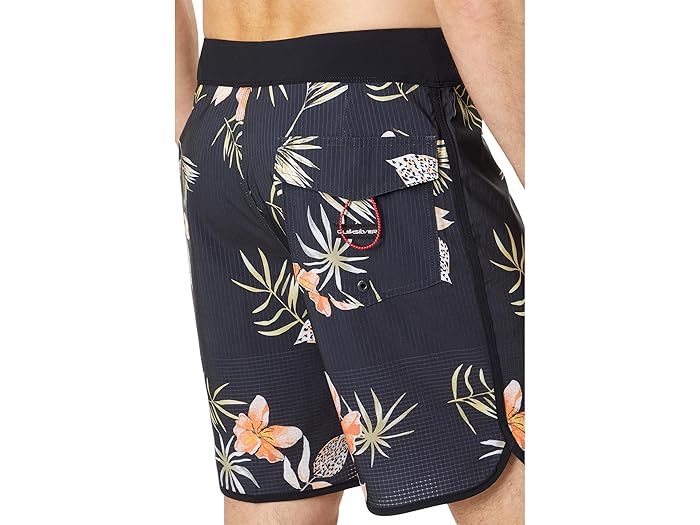 (取寄) クイックシルバー ハイライト スカルプ 19 ボードショーツ Quiksilver Highlite Scallop 19" Boardshorts Black Tropical Floral