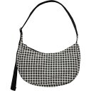 (取寄) バグー ミディアム ナイロン クレセント バッグ BAGGU Medium Nylon Crescent Bag Black & White Gingham