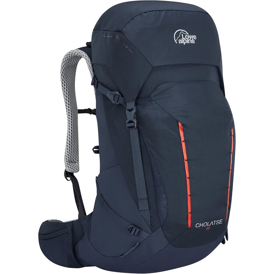 ■商品詳細■ブランドLowe Alpineロウアルパイン■商品名Cholatse 32L + 15 Backpackチョラツェ 32L + 15 バックパック■商品状態新品未使用・並行輸入品■色Blue Night■音量32L (1953 立方インチ)■サポート/サスペンドエアコンター+■ショルダーストラップパッド入り,調節可能■ハイドレーション対応yes■アクセス上■ギアループデイジーチェーン■トレッキングポールキャリー安全なTipGripperアタッチメント■レインカバー付属■表示重量3lb 6oz (1531g)■アクティビティハイキング＆キャンプ■備考(取寄) ロウアルパイン チョラツェ 32L + 15 バックパック Lowe Alpine Cholatse 32L + 15 Backpack Blue NightLowe Alpine リュック バックパック 鞄 かばん 登山 アウトドア ブランド カジュアル ストリートbc-LWAC092