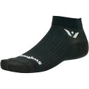 (取寄) スウィフトウィック アスパイヤー アンクル ソック Swiftwick Aspire Ankle Sock Black