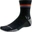 (取寄) スウィフトウィック フライト Xt トレイル ミッドクルー ソック Swiftwick Flite XT Trail Mid-Crew Sock Coal Sunset Stripe