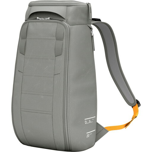 (取寄) Db ハガー 20L バックパック Db Hugger 20L Backpack Sand Grey (取寄) Db ハガー 20L バックパック Db Hugger 20L Backpack Sand Grey