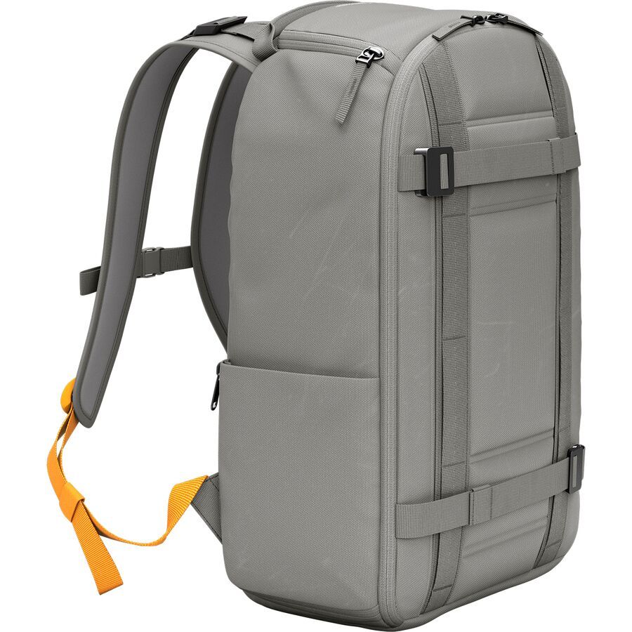 (取寄) Db ランバーク 26L バックパック Db Ramverk 26L Backpack Sand Grey(4.0)