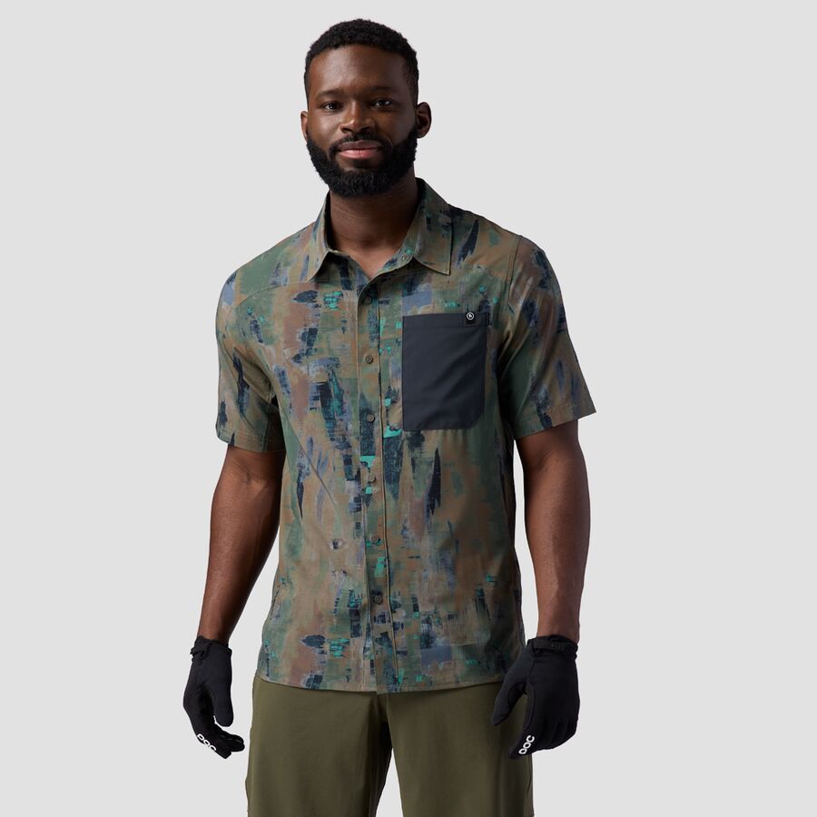■商品詳細■ブランドBackcountryバックカントリー■商品名Slickrock Short-Sleeve Button-Up Jersey - Men'sスリックロック ショートスリーブ ボタンアップ ジャージ - メンズ■商品状態新品・並行輸入品■色Camo Pendula Print■フィット通常■ジップなし,ボタン-アップ■UPF 評価30+■ポケット胸部1つ、背中にジッパー付き1つ■反射型後ろの裾の上のバー■アクティビティトレイル、エンデューロ、クロスカントリー、グラベル、カジュアル■備考(取寄) バックカントリー メンズ スリックロック ショートスリーブ ボタンアップ ジャージ - メンズ Backcountry men Slickrock Short-Sleeve Button-Up Jersey - Men's Camo Pendula PrintBackcountry メンズ シャツ トップス ウェア 自転車 サイクリング 男性 ブランド 大きいサイズ ビックサイズbc-BCCZ2QZ
