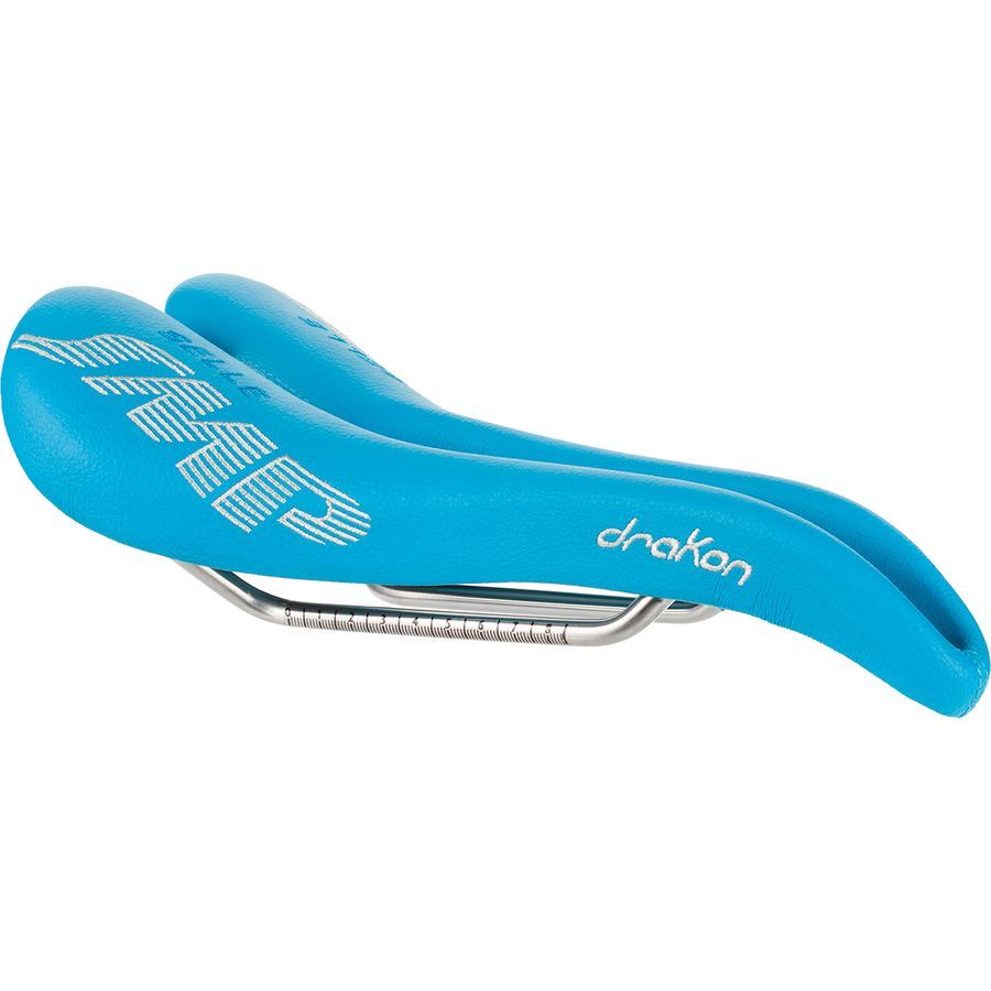 ■商品詳細■ブランドSelle SMPセラSMP■商品名Drakon Saddleドラコン サドル■商品状態新品・並行輸入品■色Light Blue■レールズステンレス鋼■貝殻ナイロン カーボン強化■カバー[黒]レザー、[色]マイクロファイバー■シートの長さ276mm■シート幅139mm■表示重量11.1オンス (315g)■備考(取寄) セラSMP ドラコン サドル Selle SMP Drakon Saddle Light BlueSelle SMP サドル 自転車用 パーツ スポーツ 自転車 サイクリングbc-SLL000Z