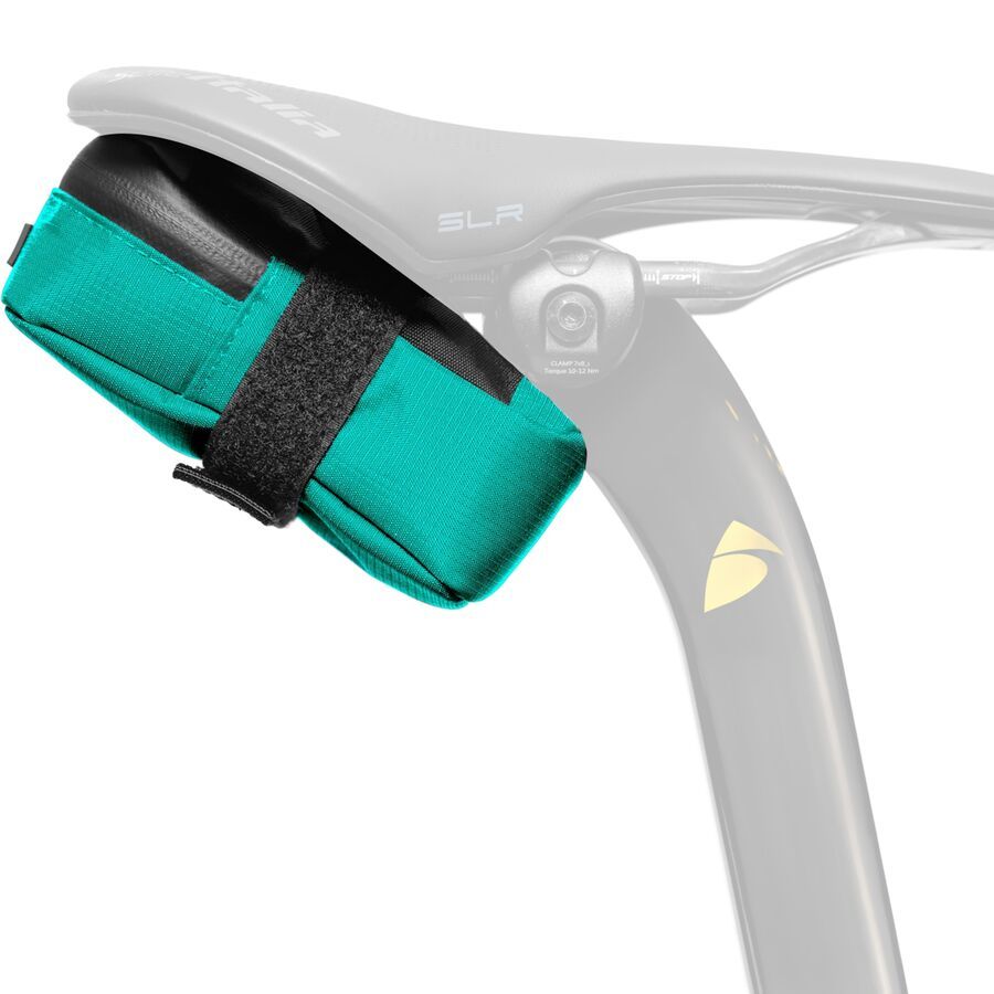 (取寄) アルムストレ シグニチャー サドル バッグ ALMSTHRE Signature Saddle Bag Aqua