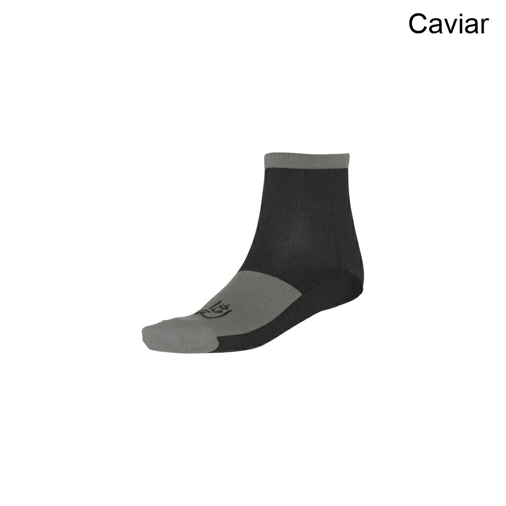 ■商品詳細■ブランドNorronaノローナ■商品名Fjora Light Weight Merino Sockフィオーロ ライト ウェイト メリノ ソック■商品状態新品・並行輸入品■色Caviar■備考(取寄) ノローナ フィオーロ ライト ウェイト メリノ ソック Norrona Fjora Light Weight Merino Sock CaviarNorrona メンズ ソックス 靴下 レッグウェア 自転車 サイクリング ブランド 男性 カジュアル ファッション 大きいサイズ ビックサイズbc-nraz0bs