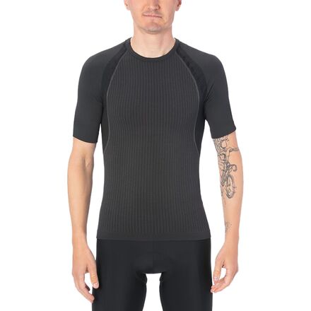 Inner - (取寄) ジロ メンズ クロノ ショートスリーブ ベース レイヤー - メンズ Giro men Chrono Short-Sleeve Base Layer - Men's Charcoal