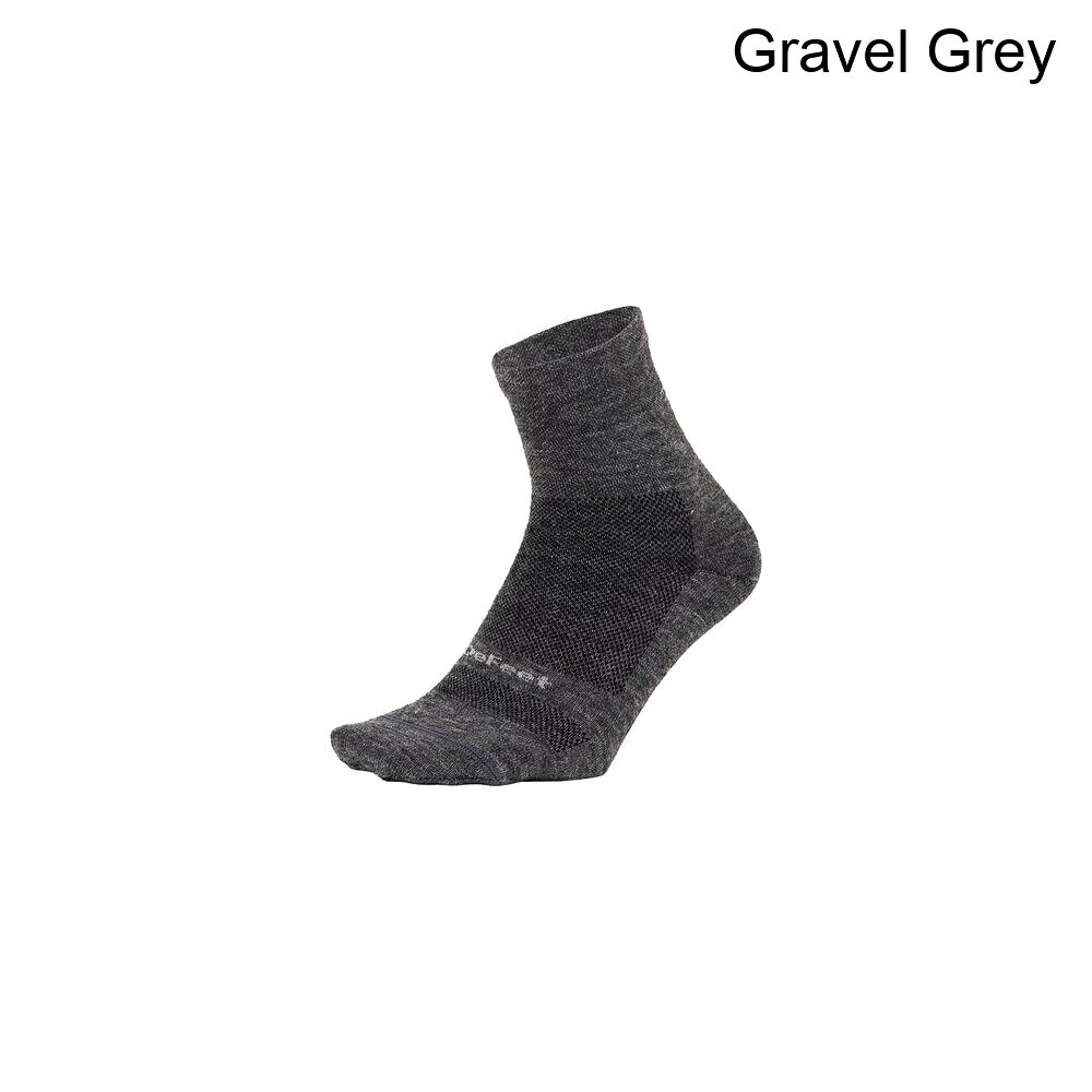(取寄) デフィート ウールイーター プロ 3インチ D-ロゴ ソック DeFeet Wooleator Pro 3in D-Logo Sock Gravel Grey