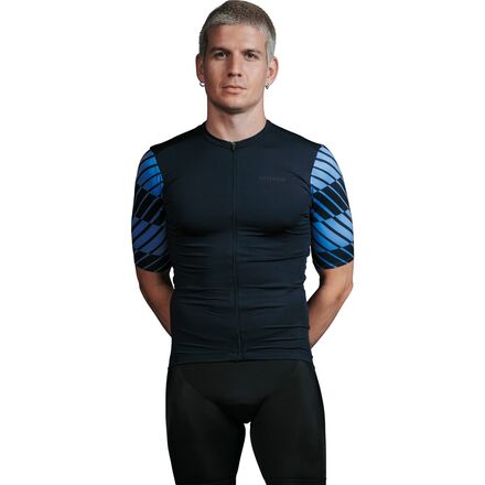 ■商品詳細■ブランドGOREWEARゴアウェア■商品名SWIFTRIDE Optical Jersey - Men'sオプティカル ジャージ - メンズ■商品状態新品・並行輸入品■色Orbit Blue/Cargo Blue■備考(取寄) ゴアウェア メンズ オプティカル ジャージ - メンズ GOREWEAR men SWIFTRIDE Optical Jersey - Men's Orbit Blue/Cargo BlueGOREWEAR メンズウェア サイクリングジャージ スポーツ 自転車 サイクリング ウェア 男性 大きいサイズ ビックサイズ bc-GWRG0AZ