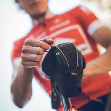 (取寄) レザイン ミクロ キャディー サドル バッグ Lezyne Micro Caddy Saddle Bag...