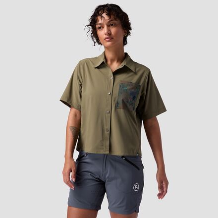 ■商品詳細■ブランドBackcountryバックカントリー■商品名Slickrock Short-Sleeve Button-Up Jersey - Women'sスリックロック ショートスリーブ ボタンアップ ジャージ - ウィメンズ■商品状態新品・並行輸入品■色Kalamata■備考(取寄) バックカントリー レディース スリックロック ショートスリーブ ボタンアップ ジャージ - ウィメンズ Backcountry women Slickrock Short-Sleeve Button-Up Jersey - Women's KalamataBackcountry スポーツ・アウトドア >> 自転車・サイクリング >> ウェア >> レディースウェア >> サイクリングジャージbc-BCCZ2Q7