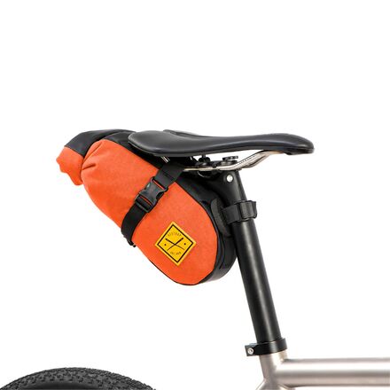 (取寄) リストラップ サドル パック - 2.5L Restrap Saddle Pack - 2.5L Orange
