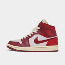 (取寄) ジョーダン レディース エアー レトロ 1 ミッド セ カジュアル シューズ Women's Air Jordan Retro 1 Mid SE Casual Shoes team red/university red/sail/muslin DZ2820_601