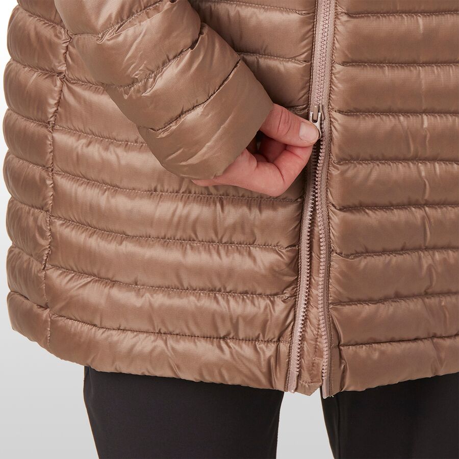 (取寄)アークテリクス レディース ヌリ ダウン コート - ウィメンズ Arc'teryx Women's Nuri Down Coat - Women's Jute