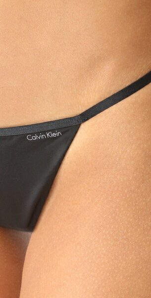 (取寄)Calvin Klein Underwear Women's Sleek Model Thong カルバンクライン アンダーウェア レディース スリーク モデル トング Black