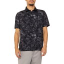 (取寄) アンダーアーマー イソ-チル プラント エッチング ポロ シャツ - Upf 50以上, ショート スリーブ Under Armour Iso-Chill Plant Etching Polo Shirt - UPF 50+, Short Sleeve Black