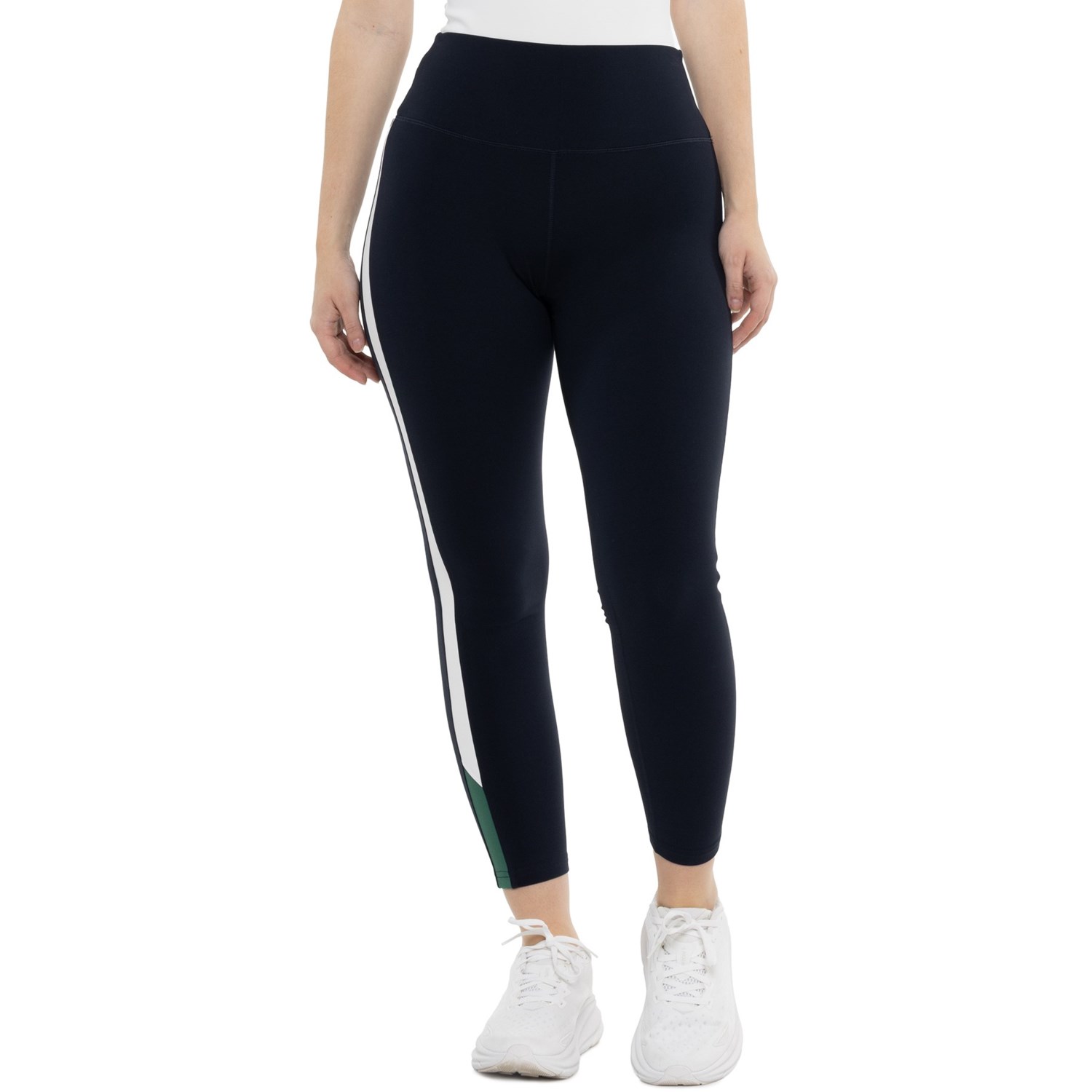 ■商品詳細■ブランドSPLITS59スピリッツ 59■商品名Layla Airweight High Waist 7/8 Leggings レイラ エアウェイト ハイ ウェスト 7/8 レギンス■商品状態新品・並行輸入品■色Indigo/White2枚目以降は参考画像となります。詳細滑らかで非常に柔らかい生地-吸湿発散性と速乾性-動きやすさ、フィット感、快適さのための 4 方向ストレッチ-ハイウエストはロールしたりサイドに食い込んだりしません-セカンドスキンコンフォート-動きやすさを追求した三角形の股下マチ-摩擦のないフラットシーム■備考(取寄) スピリッツ 59 レイラ エアウェイト ハイ ウェスト 7/8 レギンス SPLITS59 Layla Airweight High Waist 7/8 Leggings Indigo/WhiteSPLITS59 スパッツ レギンス インナー スポーツ用インナー スポーツ レディースsi-8vnfv