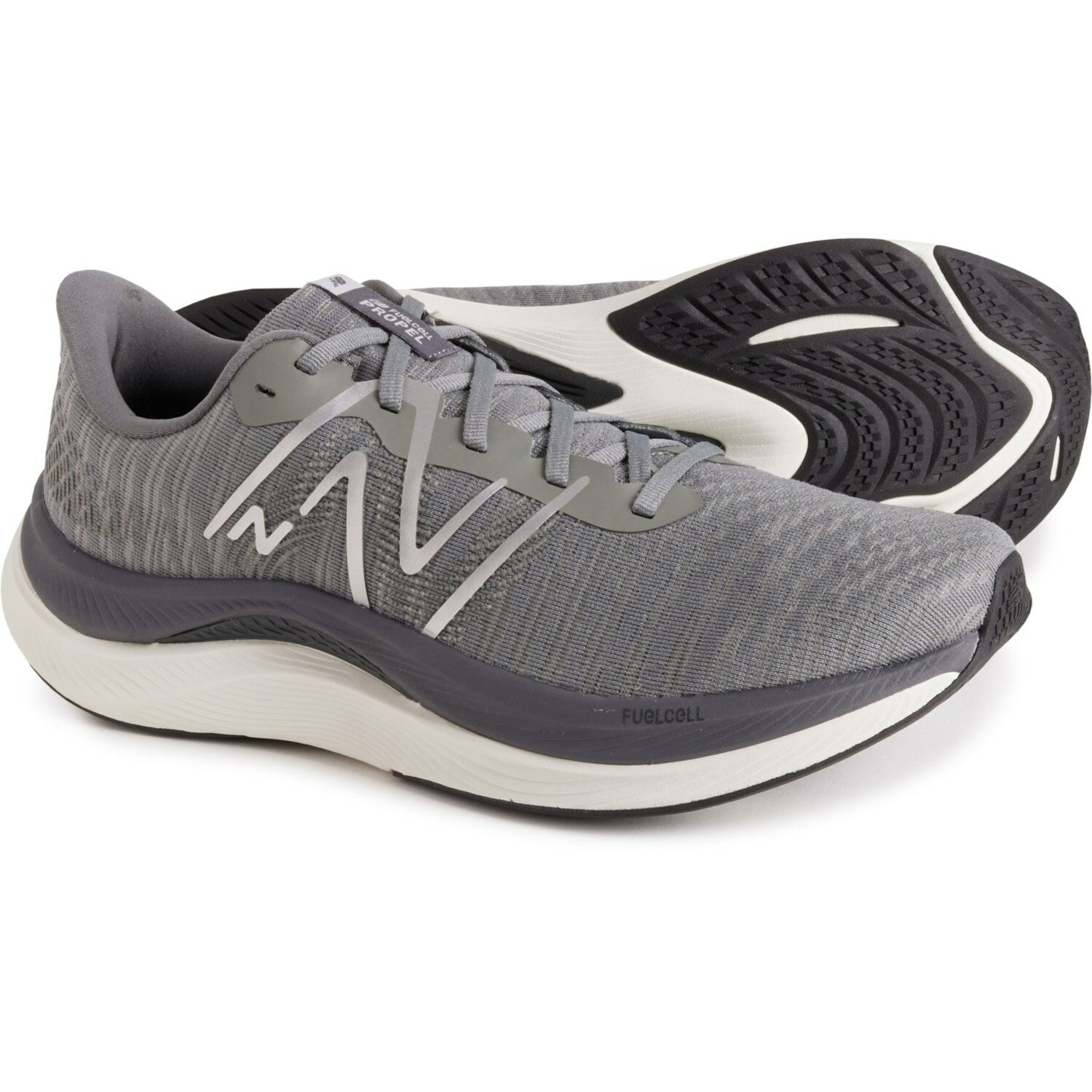 ■商品詳細■ブランドNew Balanceニューバランス■商品名FuelCell Propel V4 Running Shoes (For Men) フューエルセル プロペル V4 ランニング シューズ■商品状態新品未使用・並行輸入品■色Grey/Grey2枚目以降は参考画像となります。詳細合成繊維とメッシュのアッパー-パッド入りの襟-紐留め-FuelCell フォームミッドソールが推進力を提供し、前進をサポート-フルTPUプレート-ランニングにもデイリーウェアにも対応する多彩なトレーニングデザイン-ラバーアウトソール-ベトナム製■備考(取寄) ニューバランス メンズ フューエルセル プロペル V4 ランニング シューズ New Balance men FuelCell Propel V4 Running Shoes (For Men) Grey/GreyNew Balance ニューバランス メンズ シューズ スニーカー スポーツ ブランド ランニング マラソン カジュアル ストリート 大きいサイズ ビックサイズsi-3vjpp