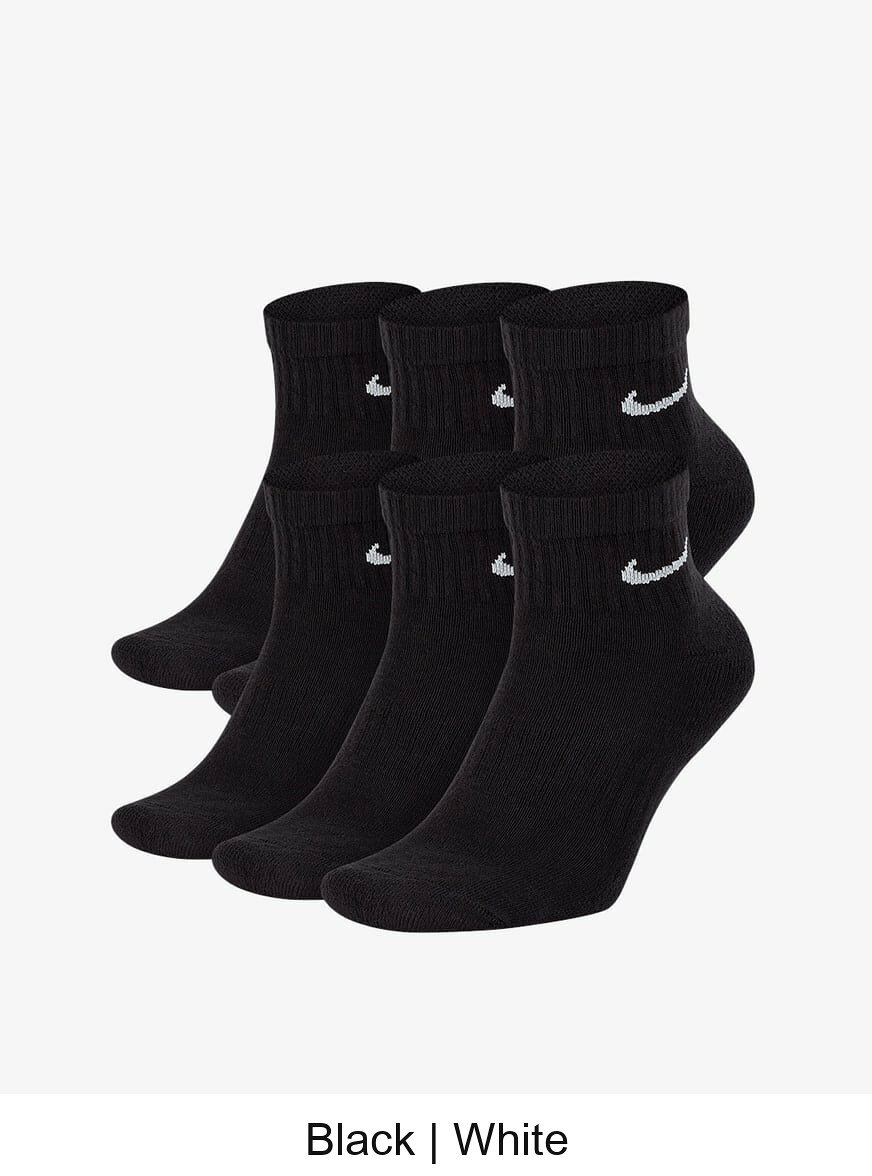 ■商品詳細■ブランドNikeナイキ■商品名6Pk Everyday Cushioned Training Ankle Socks SX7669-0106PK エブリデイ クッション トレーニング アンクル ソックス■商品状態新品未使用・並行輸入品■色Black | White■Feature 1Dri-FIT technology helps keep your feet dry and comfortable.■Feature 2Thick terry sole delivers comfort and impact cushioning.■Feature 3High-friction yarn in the footbed helps reduce slippage.■Feature 4Mesh fabric at the top of the foot offers ventilation.■Feature 51/4-length silhouette provides ankle coverage.■材料69% Cotton, 28% Polyester, 2% Spandex & 1% Nylon■Feature 7Sizing ? S (W 4-6) | M (W 6-10/M 6-8) | L (W 10-13/M 8-12) | XL (M 12-15)■備考(取寄) ナイキ ユニセックス 6PK エブリデイ クッション トレーニング アンクル ソックス Nike Unisex 6Pk Everyday Cushioned Training Ankle Socks SX7669-010 Black | WhiteNIKE ナイキ メンズ ソックス 靴下 レッグウェア ブランド スポーツ 男性 カジュアル ファッション 大きいサイズ ビックサイズsb-1000056090